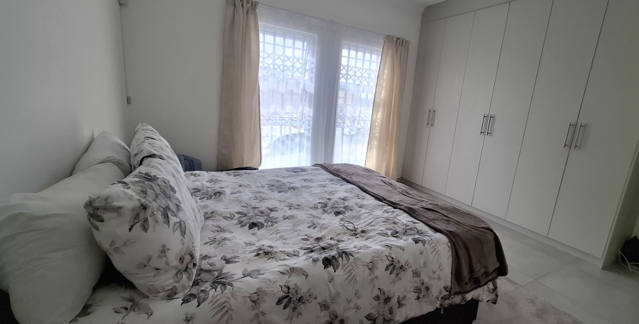 2 Bedroom Property for Sale in Beacon Bay Eastern Cape